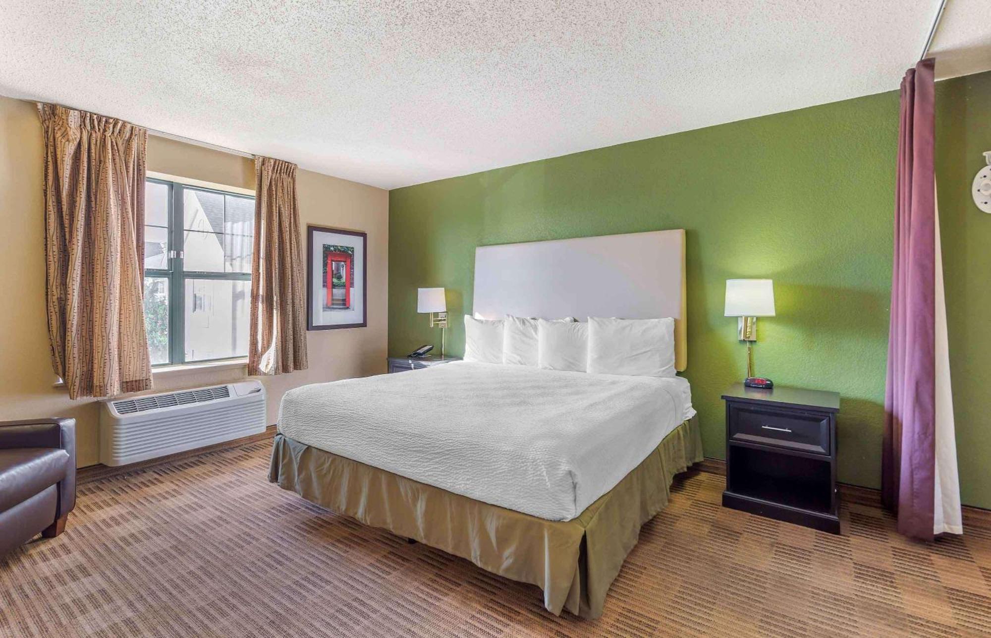 Extended Stay America Select Suites - Chicago - Downers Grove Exterior photo